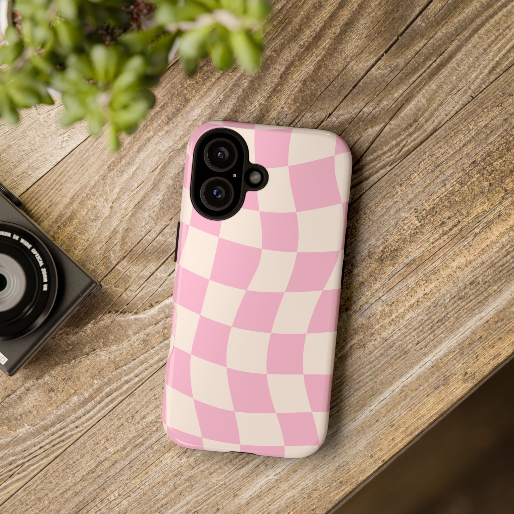 Pink Wavy Checker Tough Phone Case